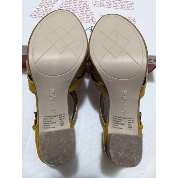 American Eagle Women's Yellow strappy Sandals Size 7.5 - Picture 6 of 9